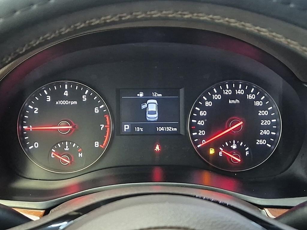 KIA K7 - Vista 6