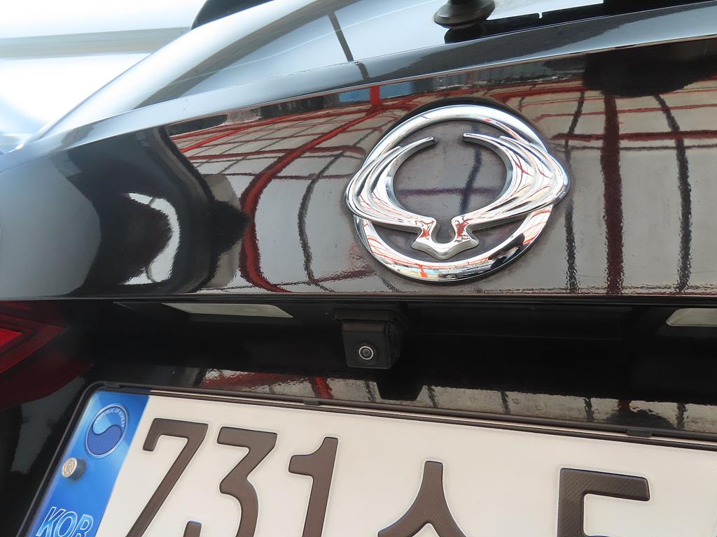 Ssangyong Korando 2015 Negro - Importación desde Corea - HF Imports Iquique - Foto 17