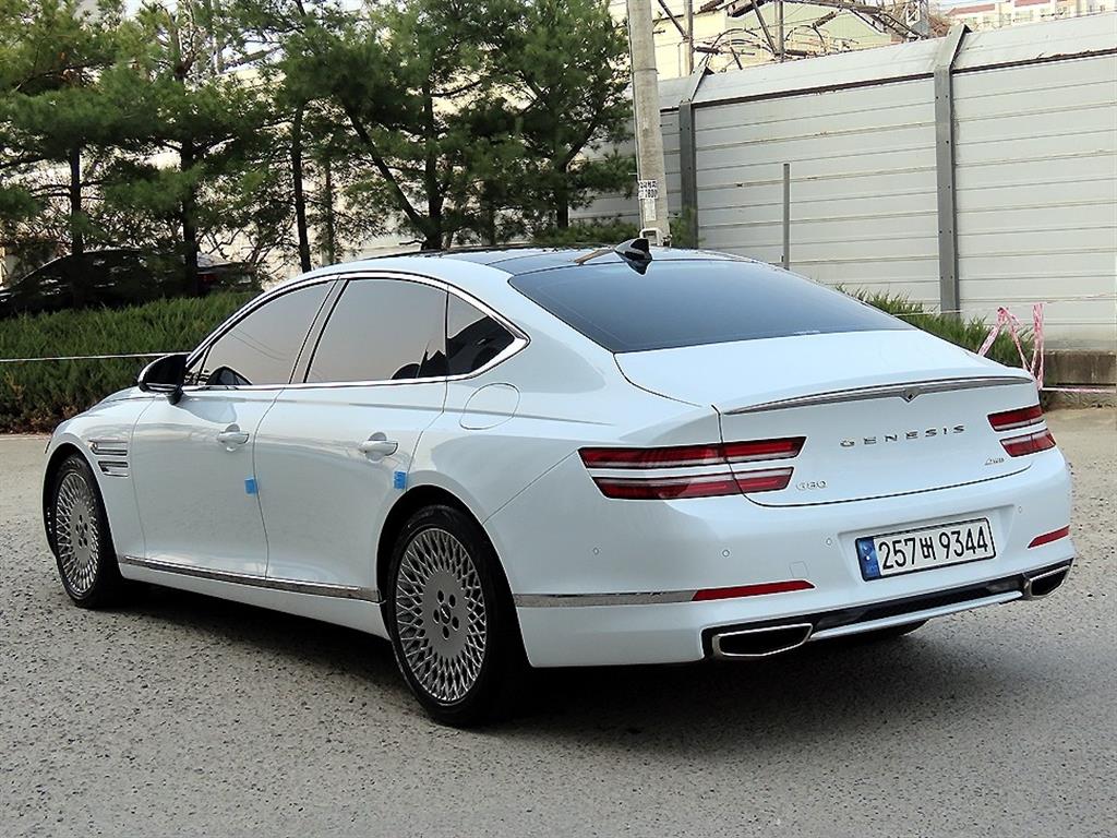 Genesis G80 - Vista 3