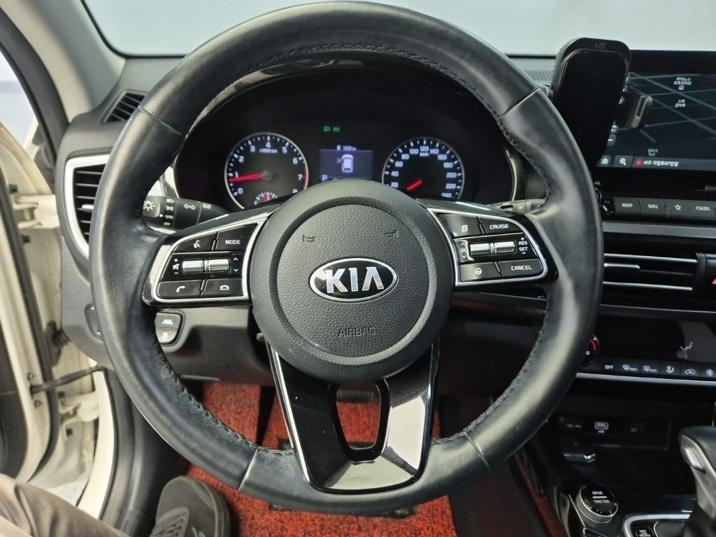 KIA Seltos - Vista 9