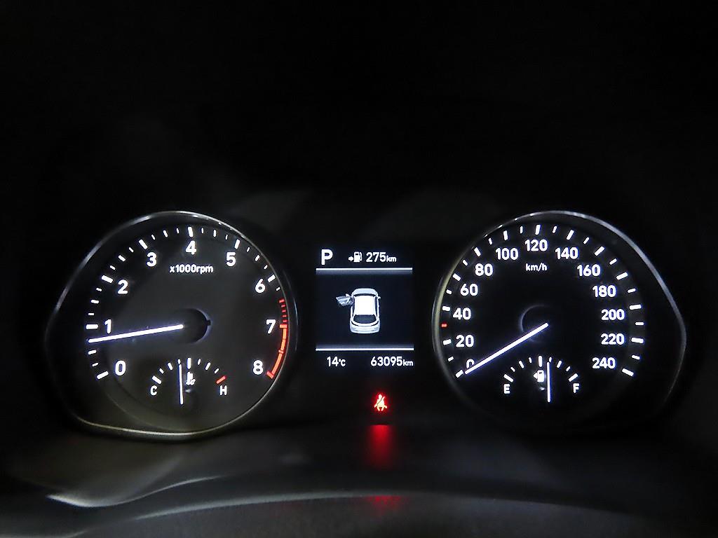 HYUNDAI i30 - Vista 9