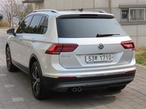 Volkswagen Tiguan - Vista 8