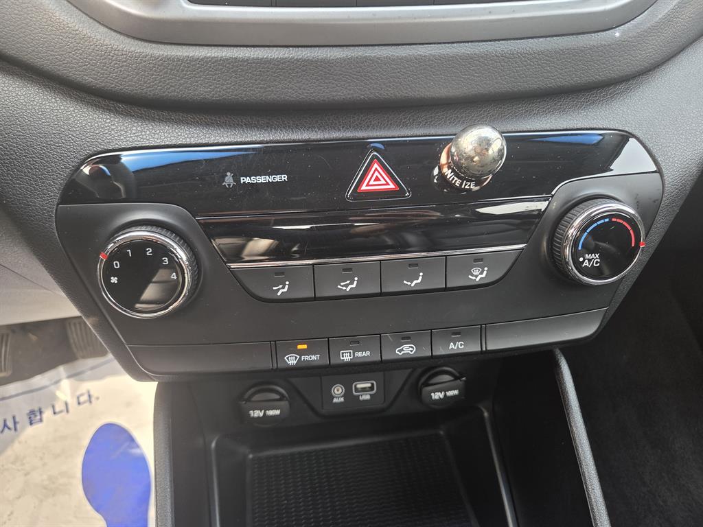 HYUNDAI Tucson - Vista 9