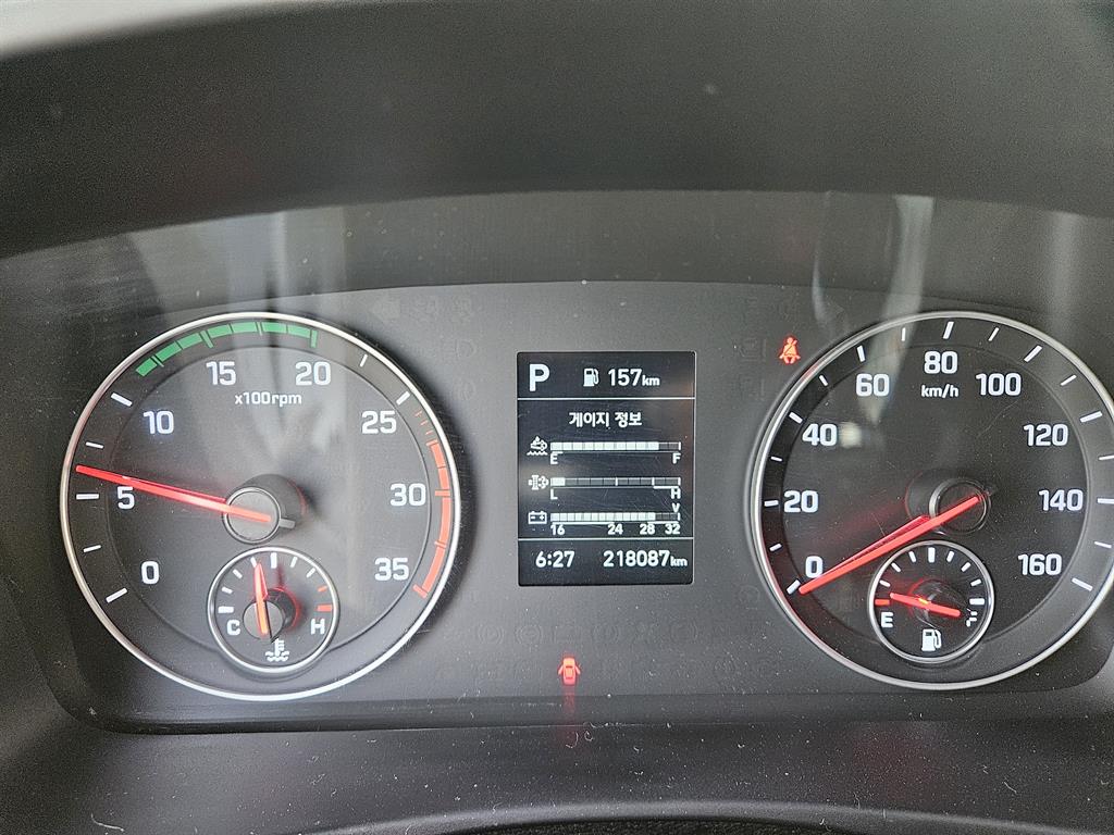 medium and large cargo truck 2024 Blanco - Importación desde Corea - HF Imports Iquique - Foto 15