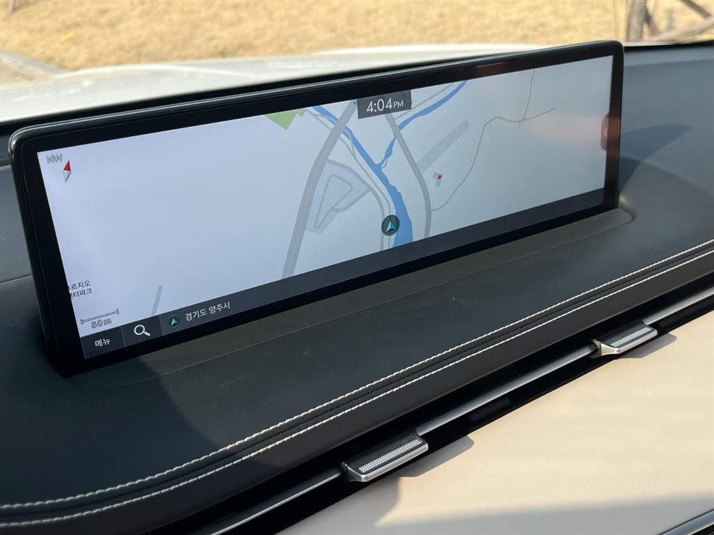 Genesis GV70 - Vista 11