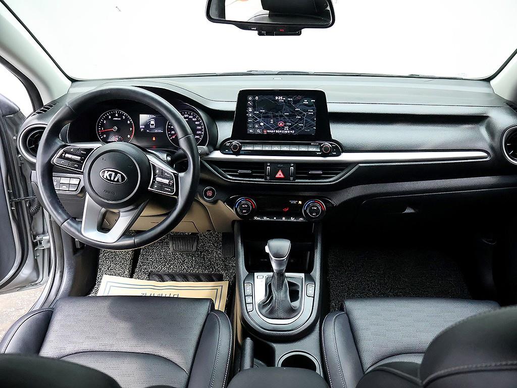 KIA K3 - Vista 9