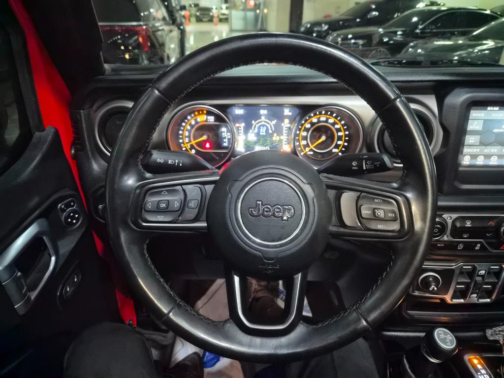 Jeep Wrangler - Vista 9