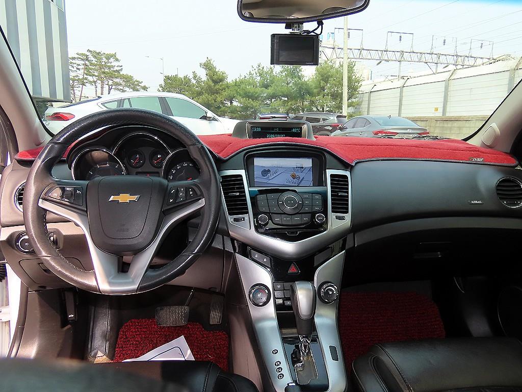 Chevrolet Cruise - Vista 7