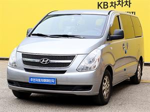 HYUNDAI Starex - Vista 4