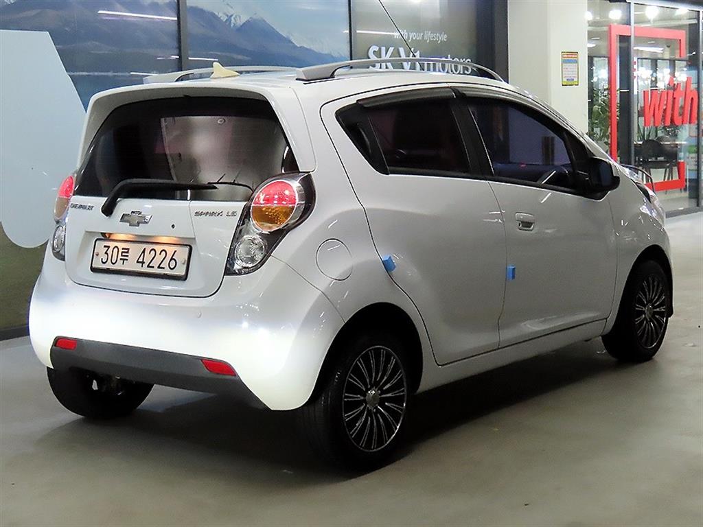 Chevrolet Spark - Vista 4