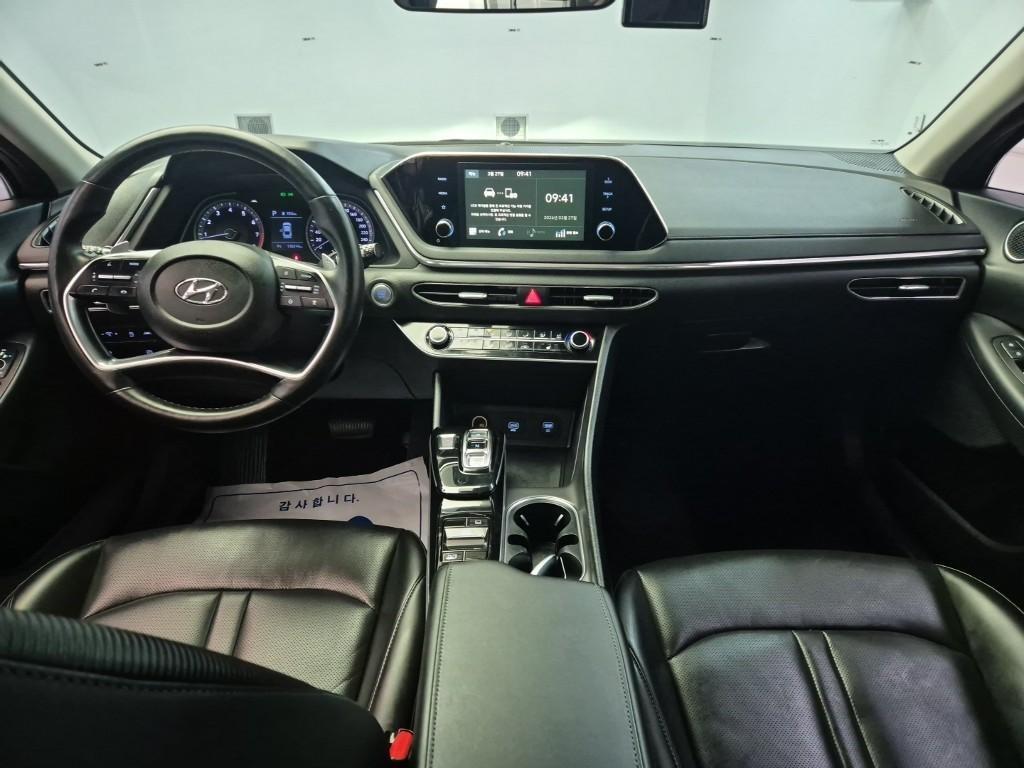 HYUNDAI Sonata - Vista 7