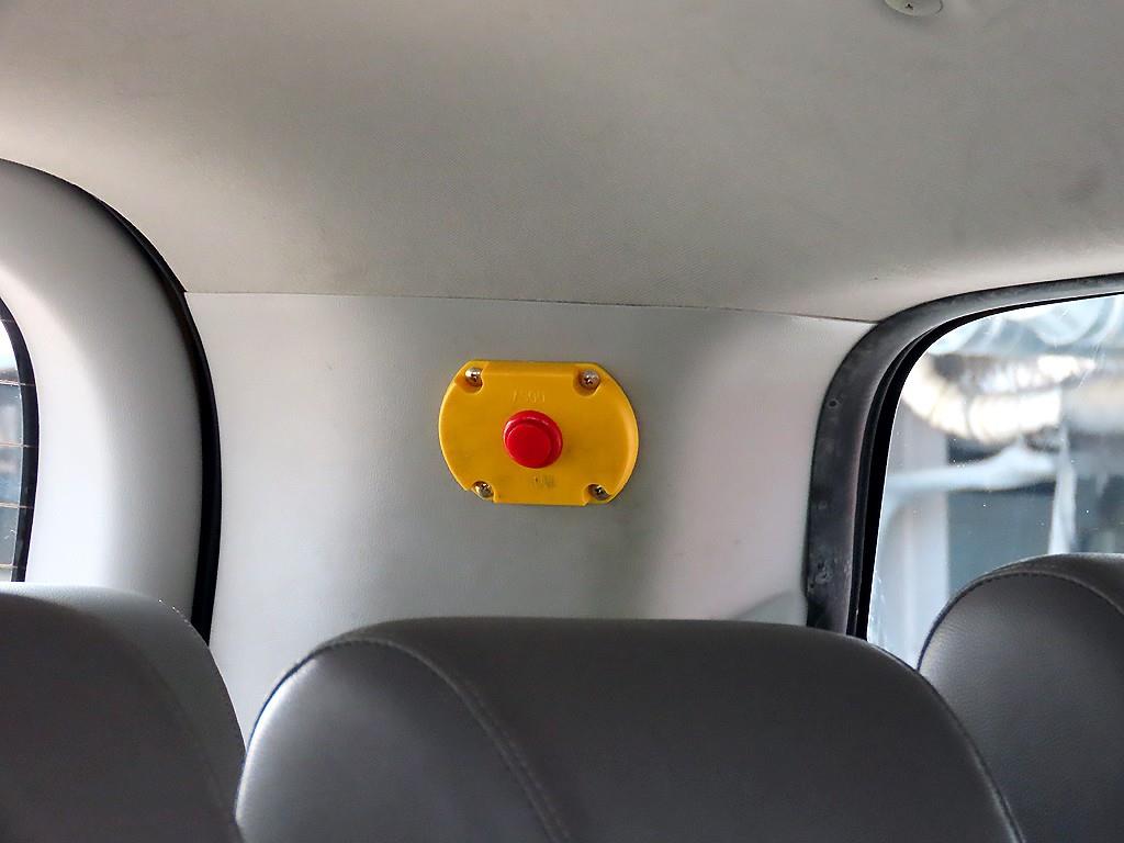 HYUNDAI Starex 2019 Amarillo - Importación desde Corea - HF Imports Iquique - Foto 16