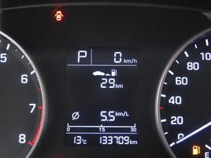 HYUNDAI Avante - Vista 12