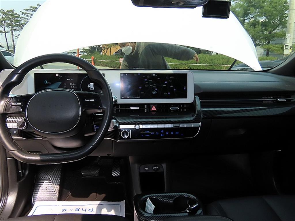 HYUNDAI Ioniq 5 - Vista 7