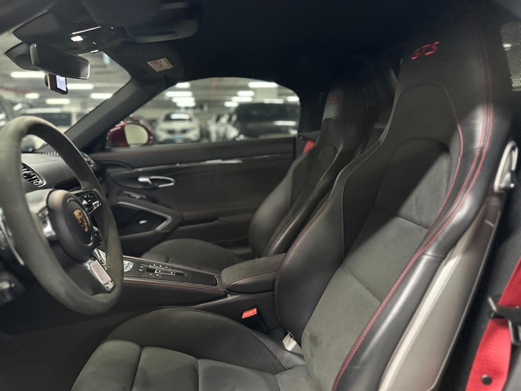 Porsche 718 - Vista 10