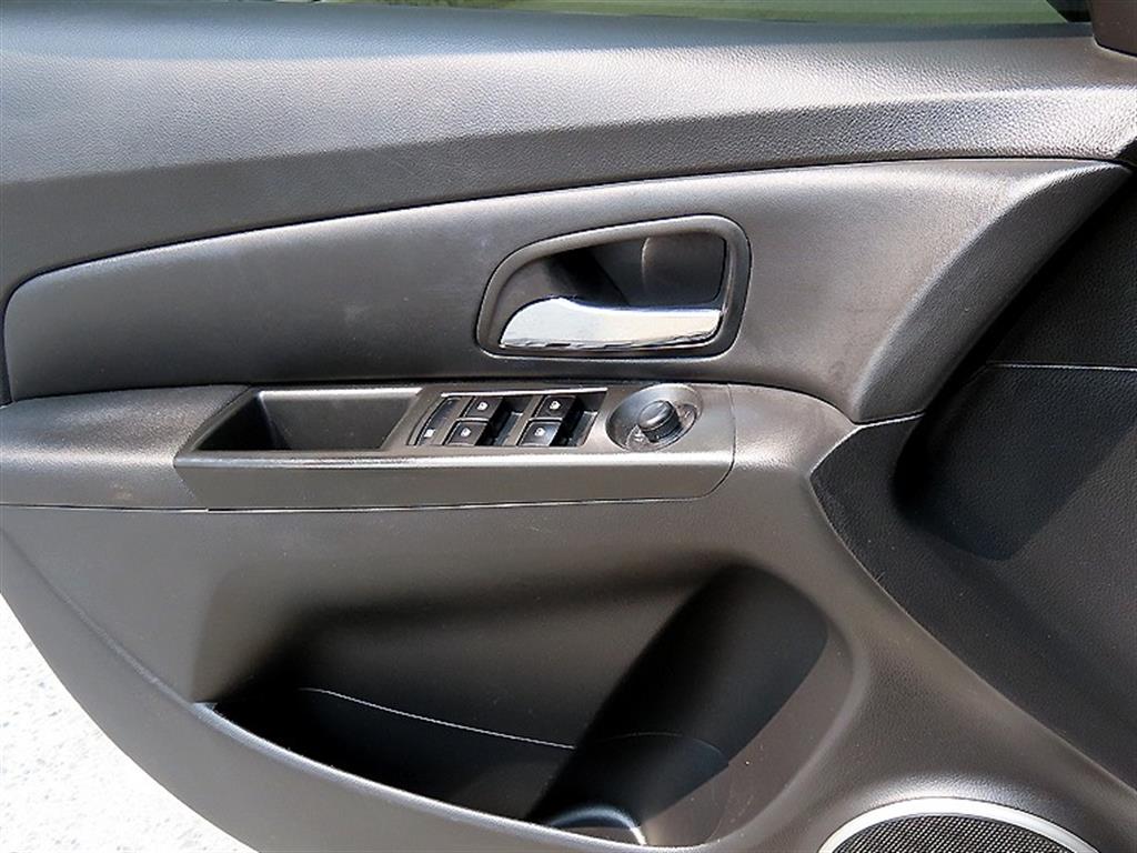 Chevrolet Cruise - Vista 11