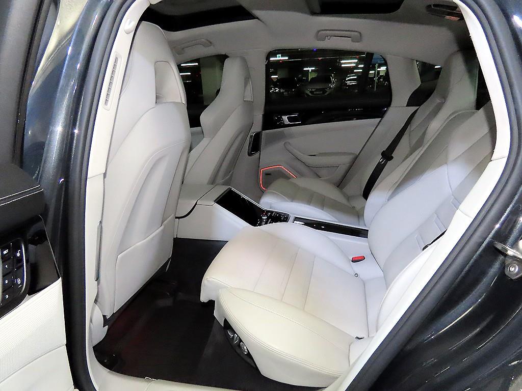 Porsche Panamera - Vista 7