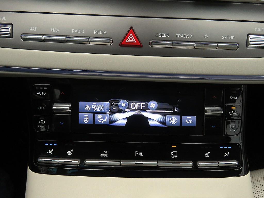 HYUNDAI Grandeur - Vista 12