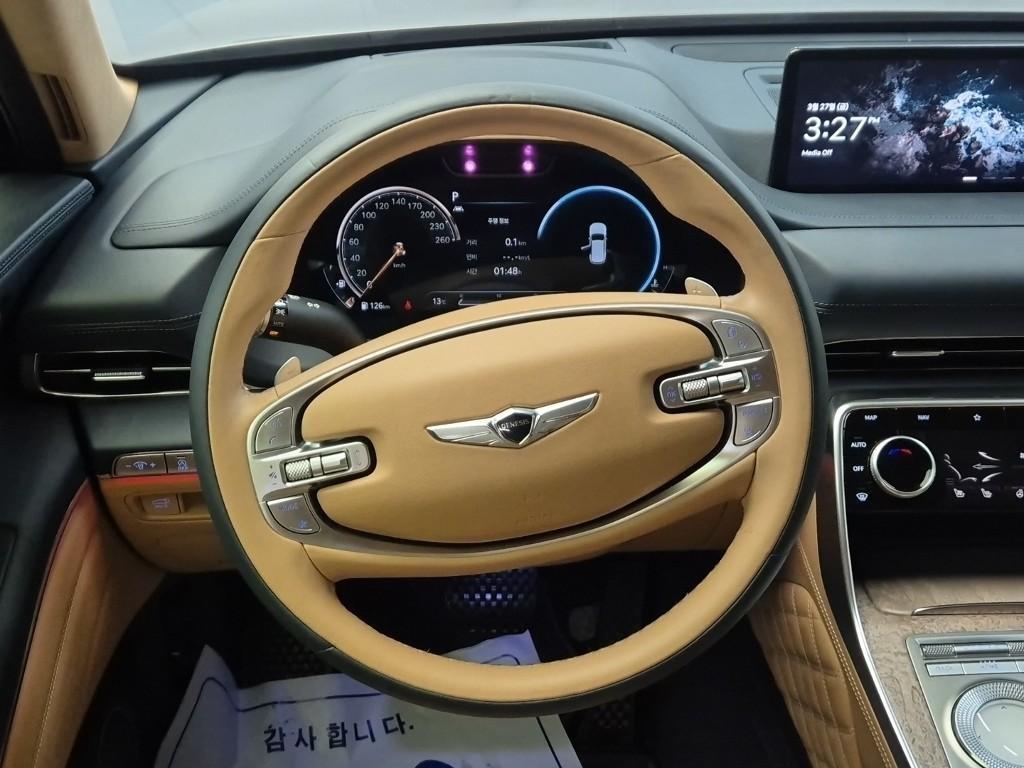 Genesis GV80 - Vista 9