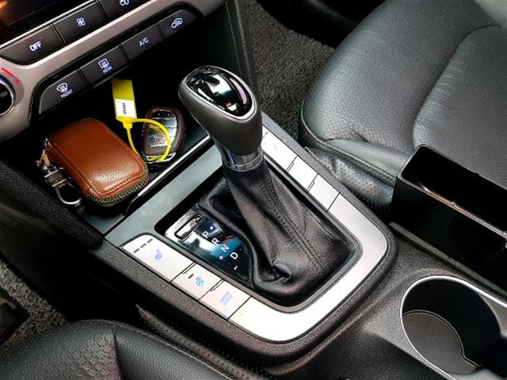 HYUNDAI Avante 2017 Blanco - Importación desde Corea - HF Imports Iquique - Foto 13