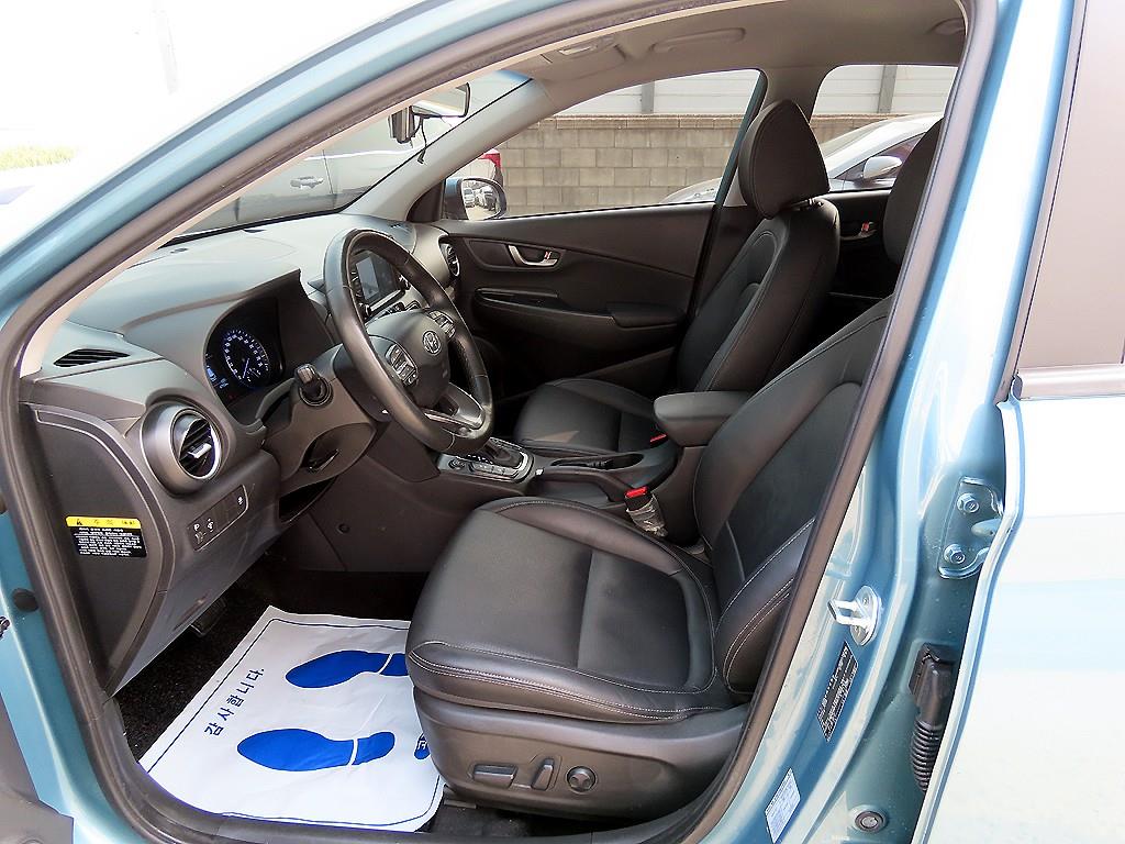 HYUNDAI Kona - Vista 5