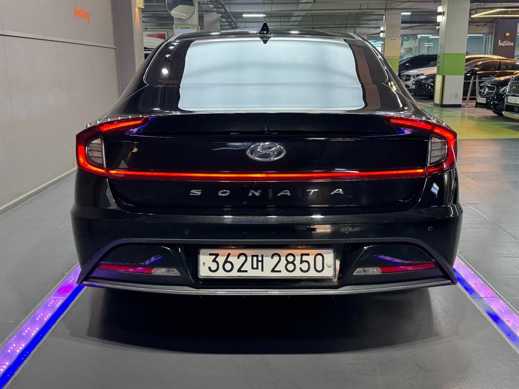 HYUNDAI Sonata - Vista 4