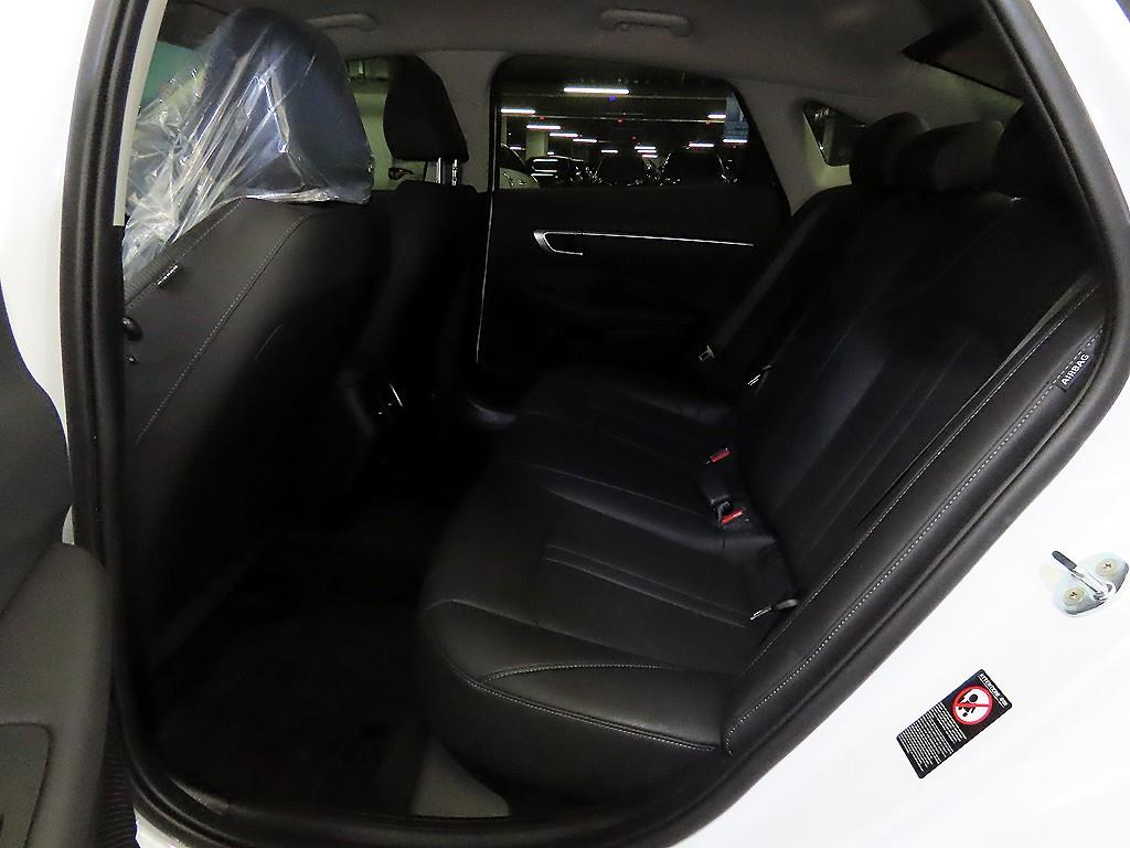 HYUNDAI Sonata - Vista 7