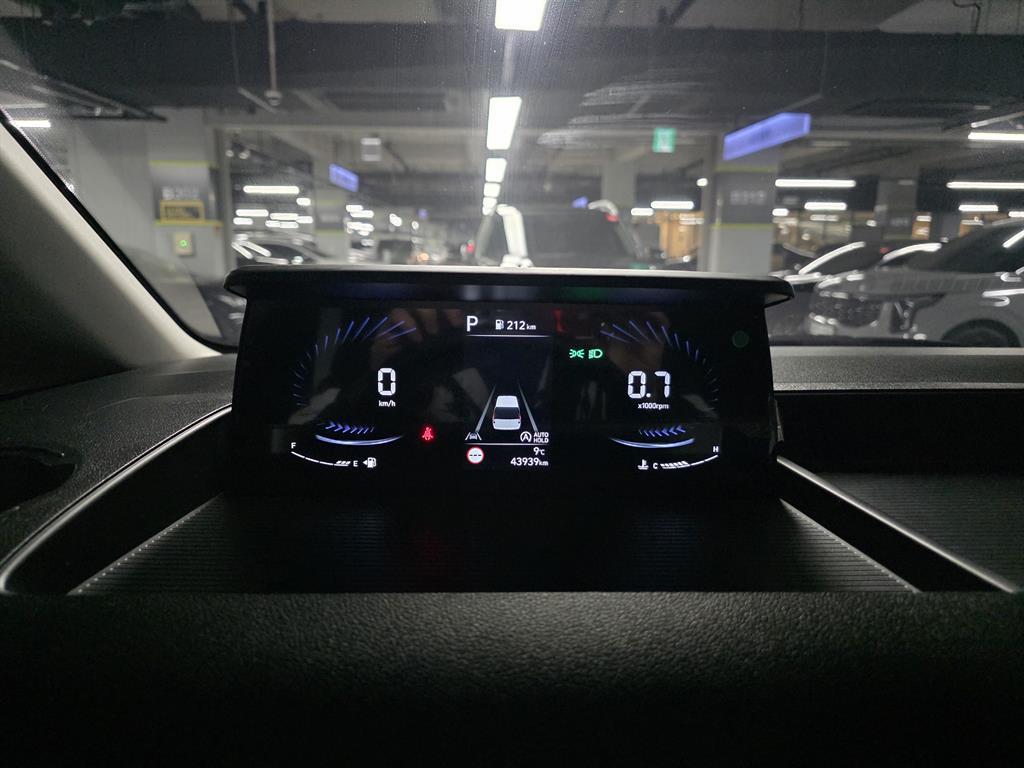 HYUNDAI Staria - Vista 6