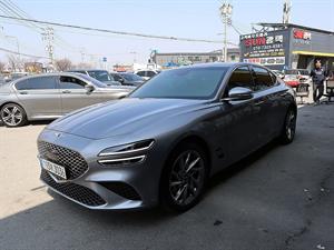 Genesis G70 - Vista 4