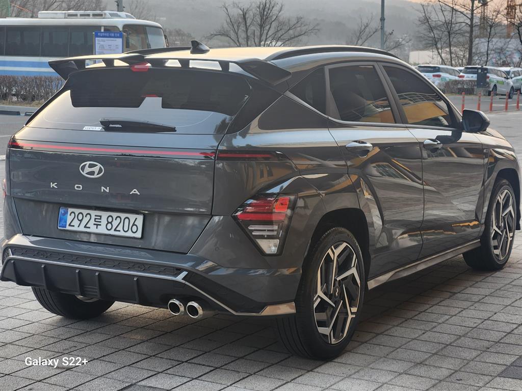 HYUNDAI Kona - Vista 2