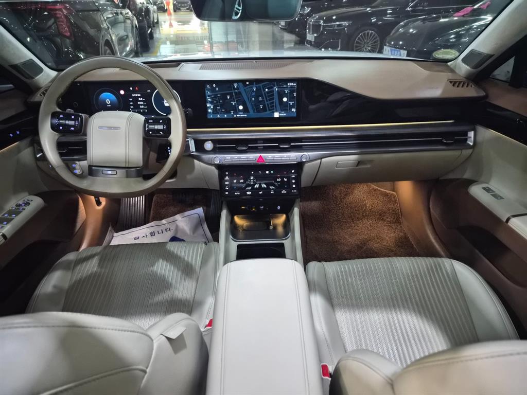 HYUNDAI Grandeur - Vista 7