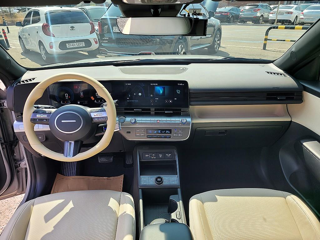 HYUNDAI Kona - Vista 5