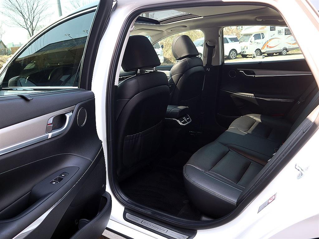 HYUNDAI Grandeur 2020 Blanco - Importación desde Corea - HF Imports Iquique - Foto 7