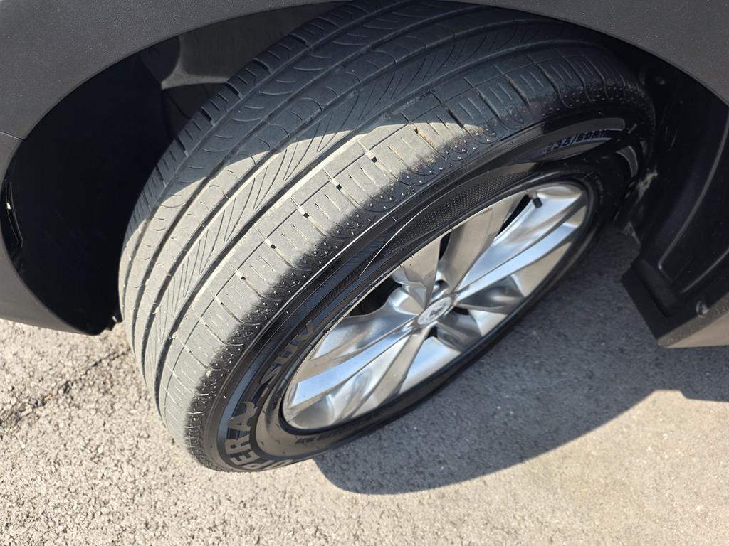 HYUNDAI Santa Fe - Vista 5