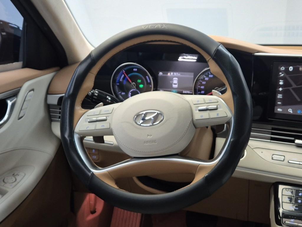 HYUNDAI Grandeur - Vista 8