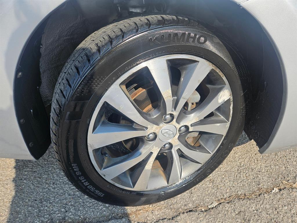 HYUNDAI Accent 2014 Plateado - Importación desde Corea - HF Imports Iquique - Foto 20