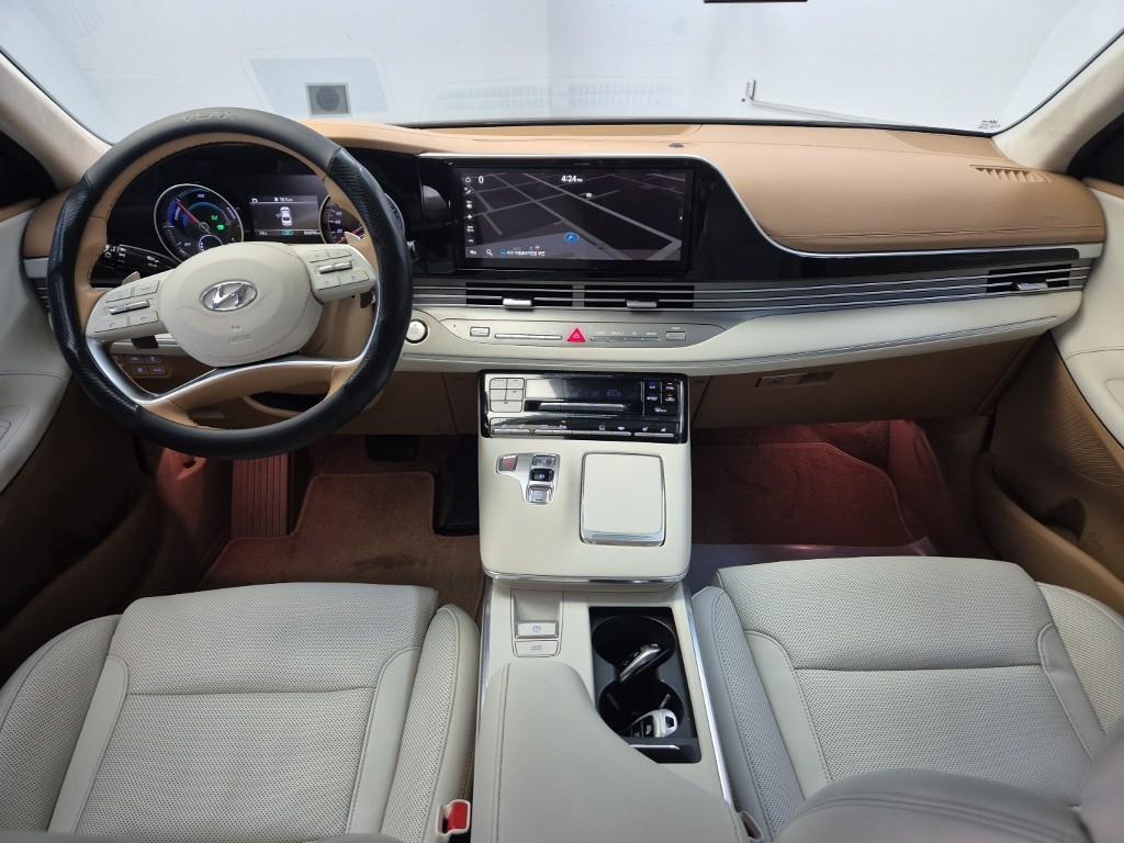 HYUNDAI Grandeur - Vista 7