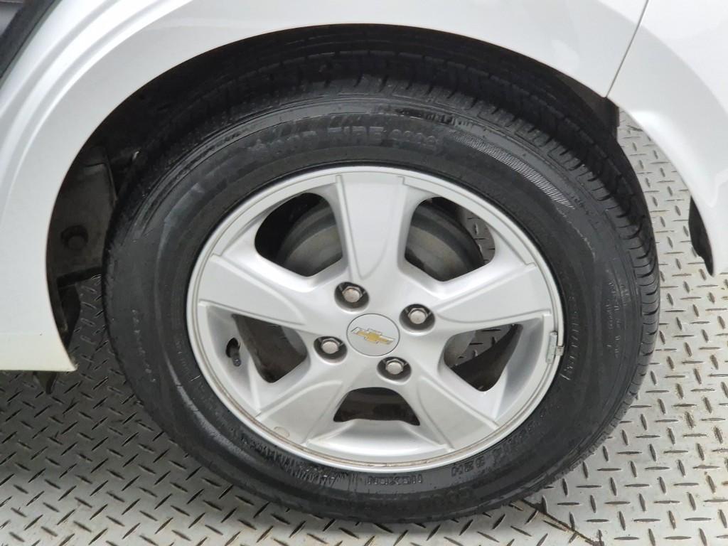 Chevrolet Spark 2019 Blanco - Importación desde Corea - HF Imports Iquique - Foto 20