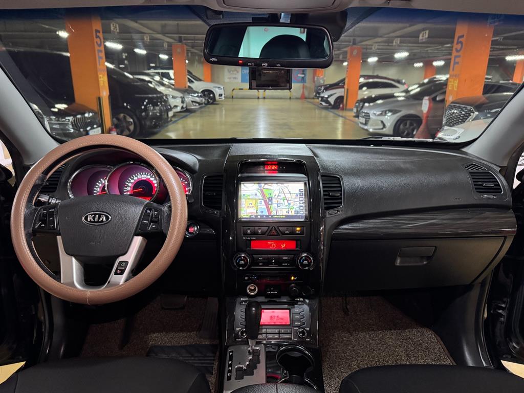 KIA Sorento - Vista 7