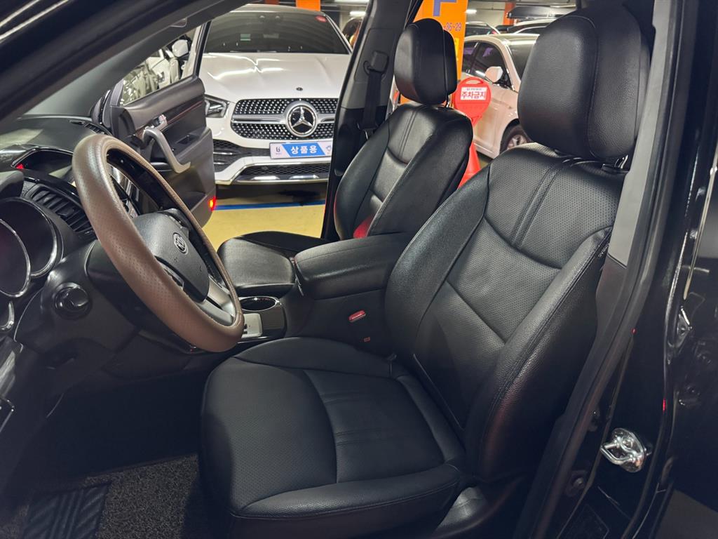 KIA Sorento 2011 Negro - Importación desde Corea - HF Imports Iquique - Foto 15