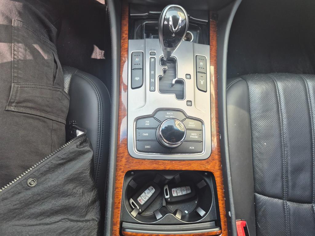 HYUNDAI Equus 2010 Plateado - Importación desde Corea - HF Imports Iquique - Foto 13