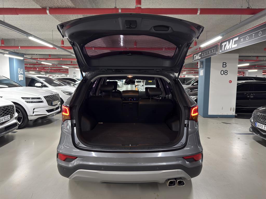 HYUNDAI Santa Fe - Vista 6