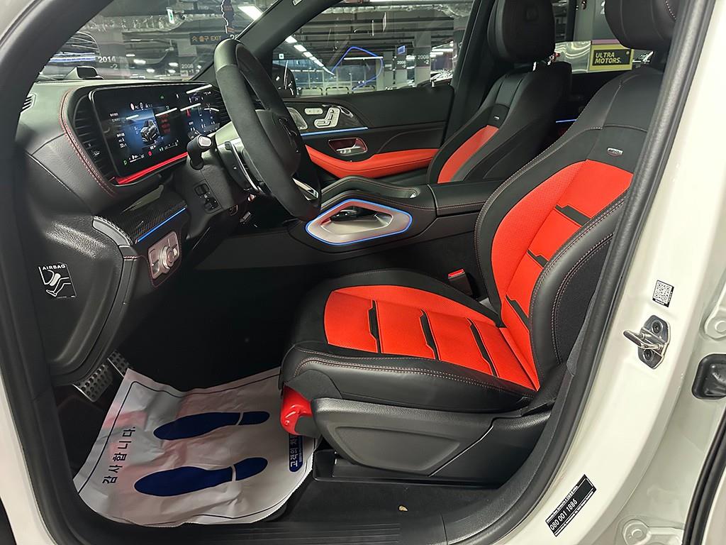 Mercedes Benz GLE Class - Vista 5