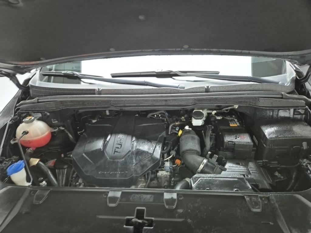 KIA Carnival - Vista 5