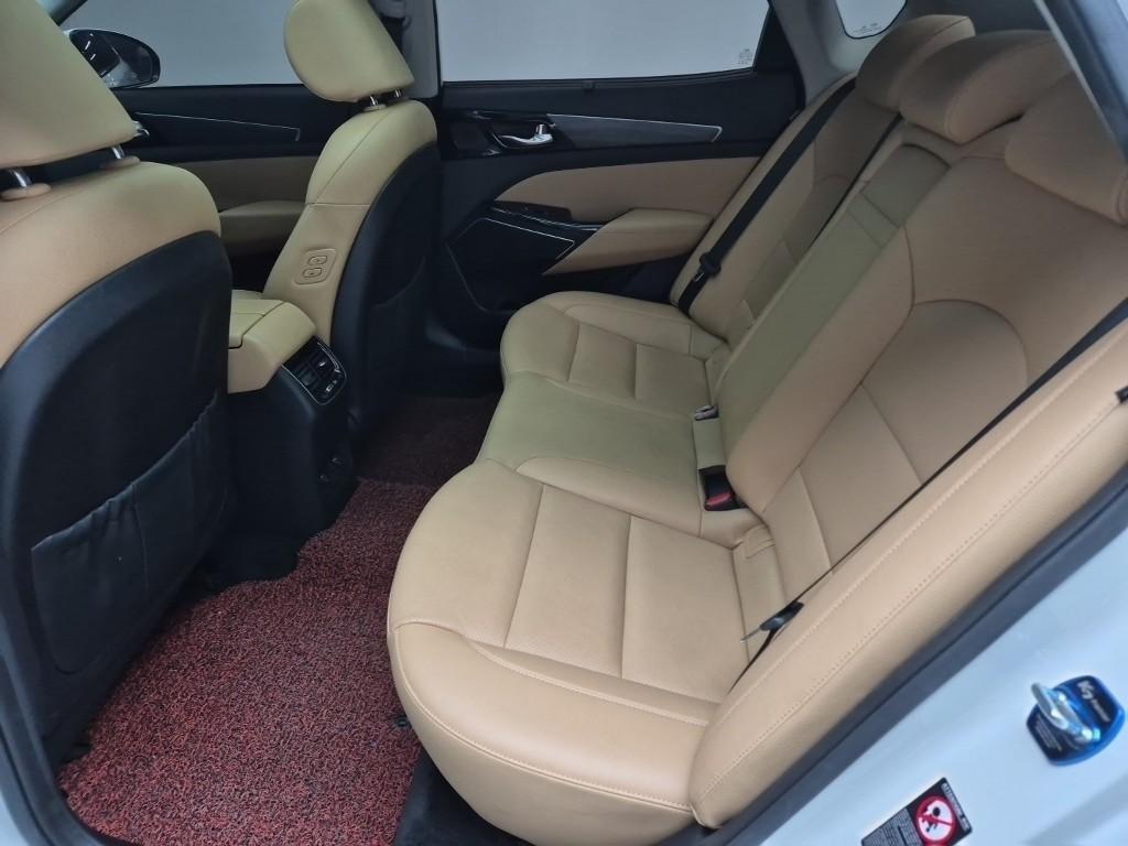 KIA K7 - Vista 12