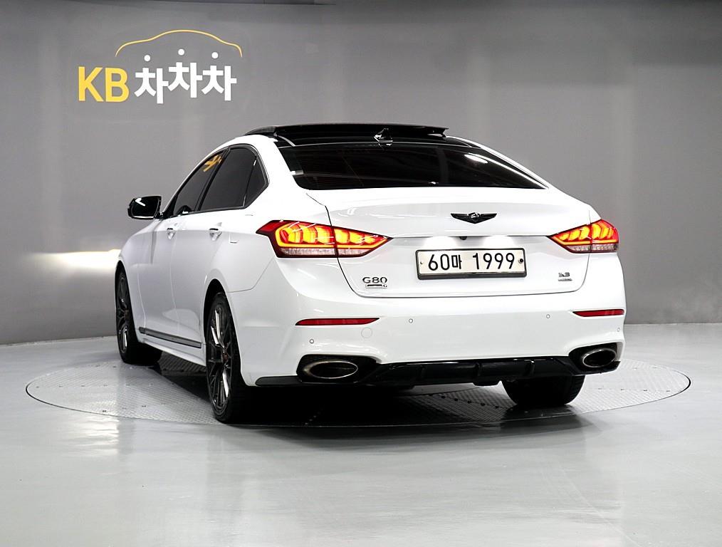 Genesis G80 - Vista 4