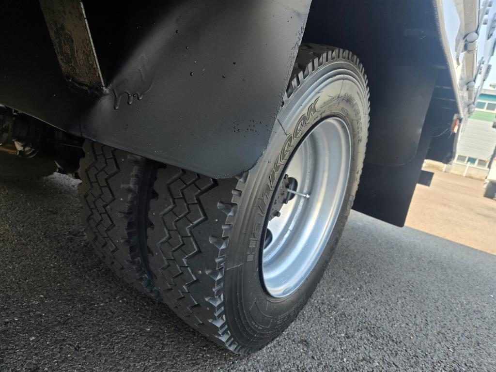 medium and large cargo truck - Vista 10