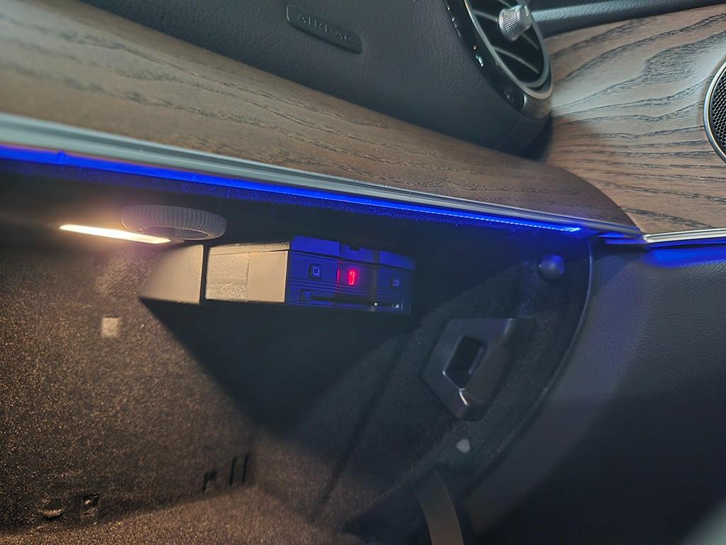 Mercedes Benz E class 2023 Gris - Importación desde Corea - HF Imports Iquique - Foto 17