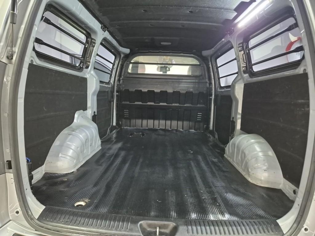 HYUNDAI Starex 2019 Gris - Importación desde Corea - HF Imports Iquique - Foto 16