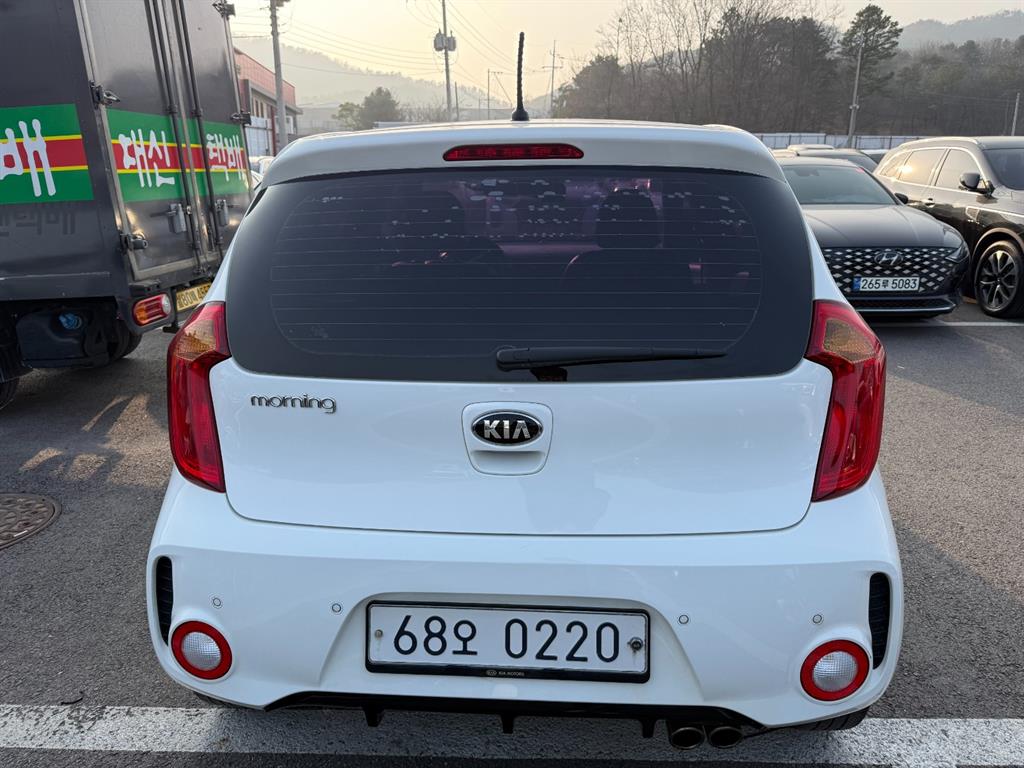 KIA Morning - Vista 4